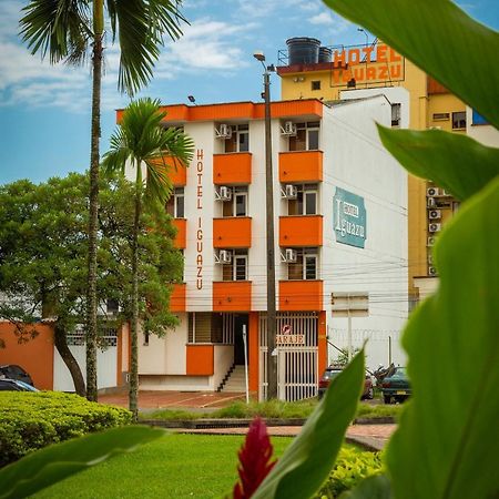 Hotel Iguazu Villavicencio Buitenkant foto